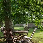 Chateau De L'epinay Hotel 4*