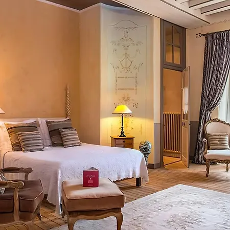 Chateau De L'epinay 4* Saint-Georges sur Loire