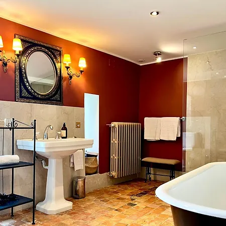 Château De L'epinay 4*
