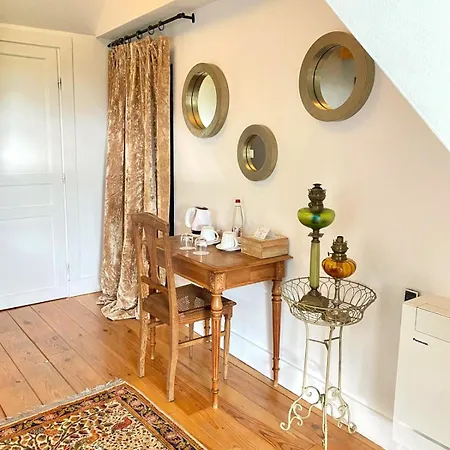 Chateau De L'epinay 4* Saint-Georges sur Loire