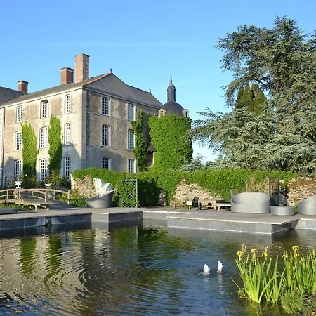 Ξενοδοχείο Chateau De L'epinay 4*