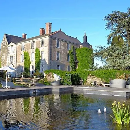 Chateau De L'epinay 4*