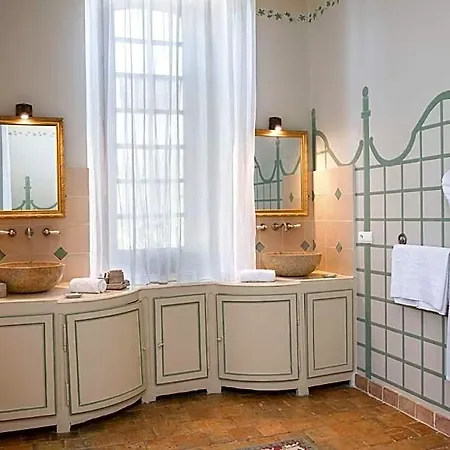 Chateau De L'epinay 4*