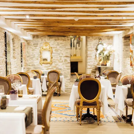 Château De L'epinay 4*