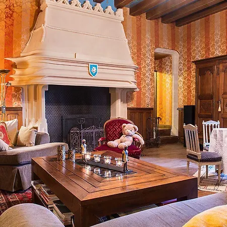 Château De L'epinay 4* Saint-Georges sur Loire