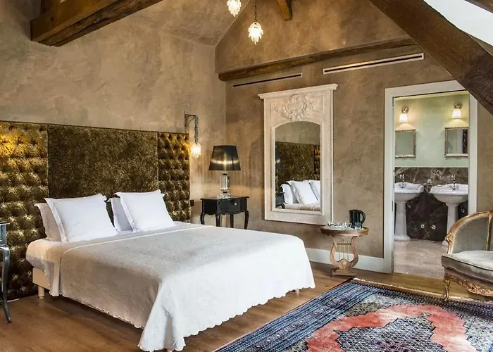 Château De L'epinay 4*