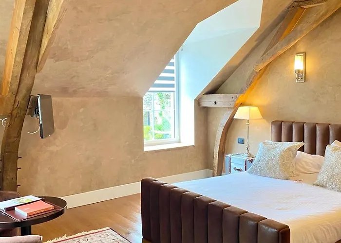 Hotel Château De L'epinay 4*