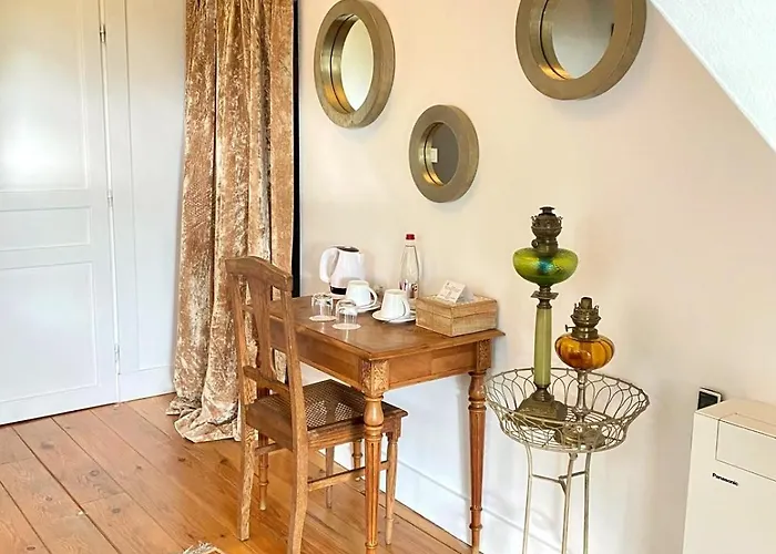 Chateau De L'epinay 4* Saint-Georges sur Loire