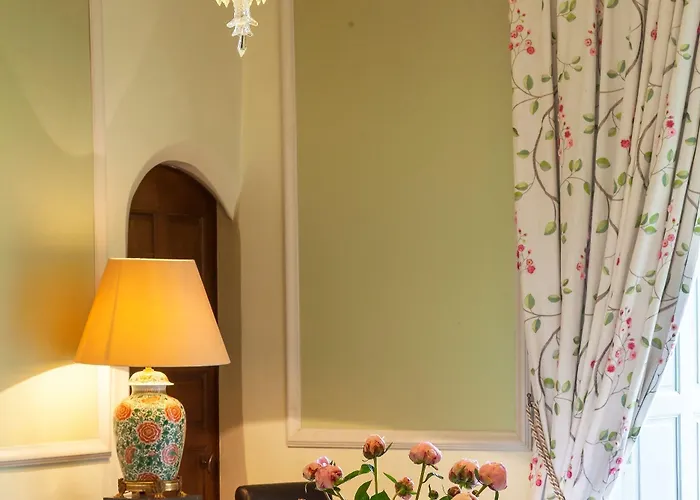 Château De L'epinay Hotel