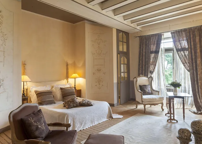 Château De L'epinay 4*