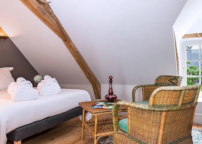 Château De L'epinay Hotel